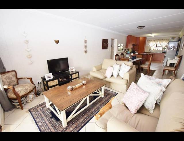 2 BEDROOM PROPERTY TO RENT IN PAULSHOF